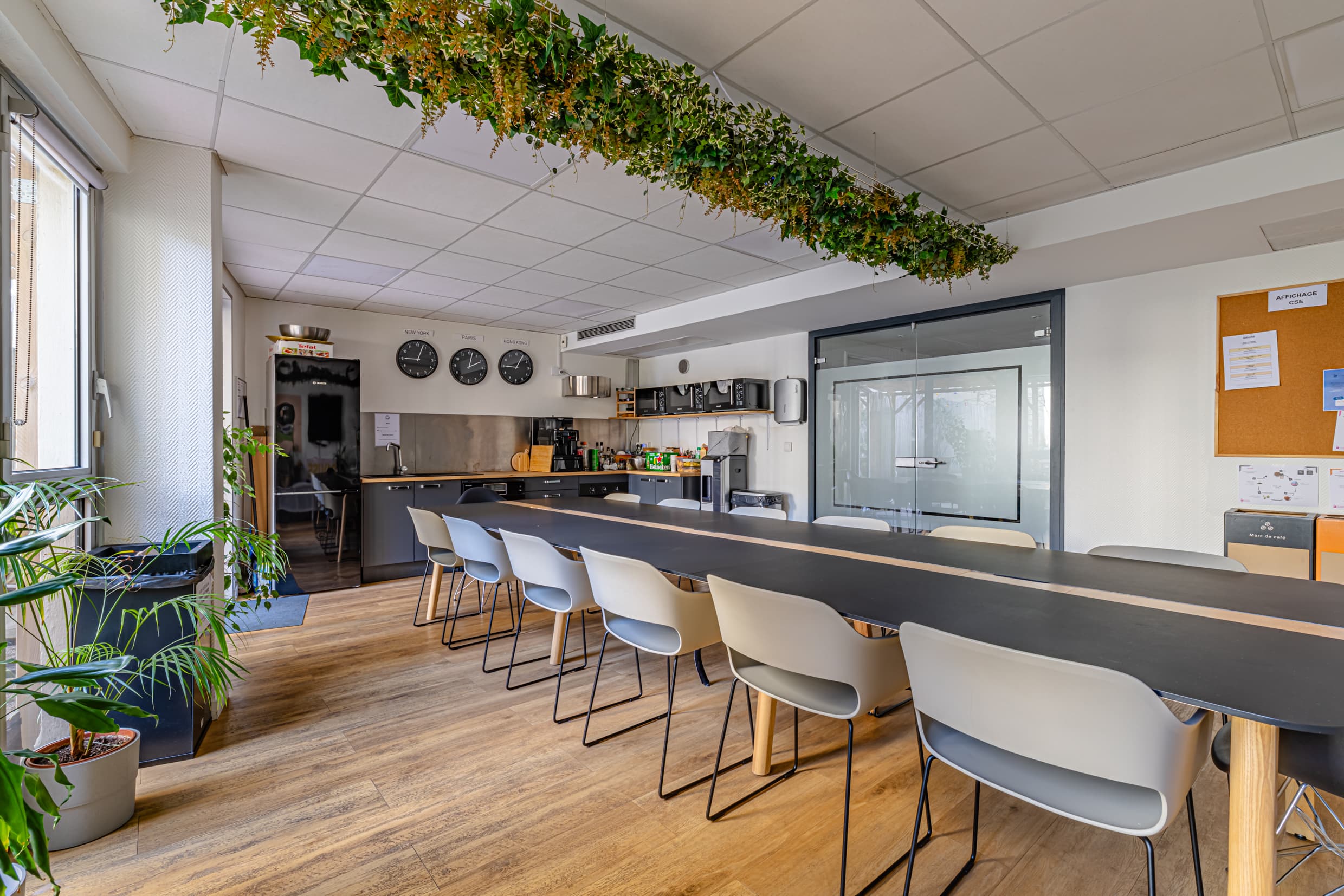Services et équipements du coworking Espace Cadet Paris 9