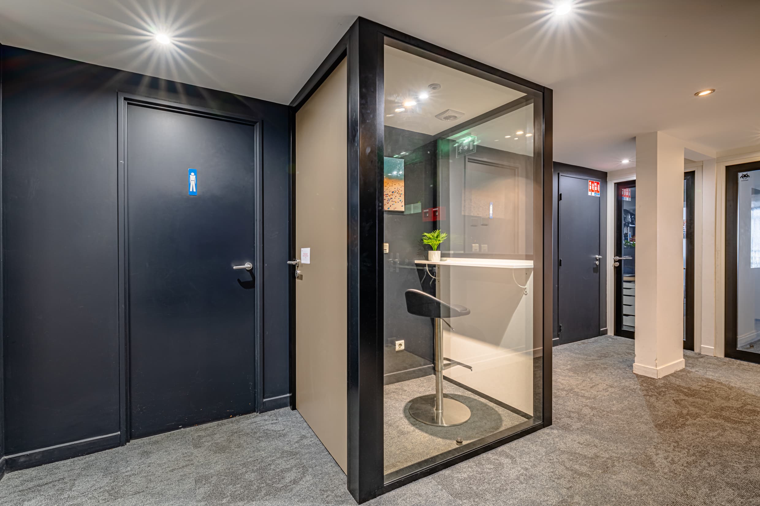 Espaces communs modernes et confortables